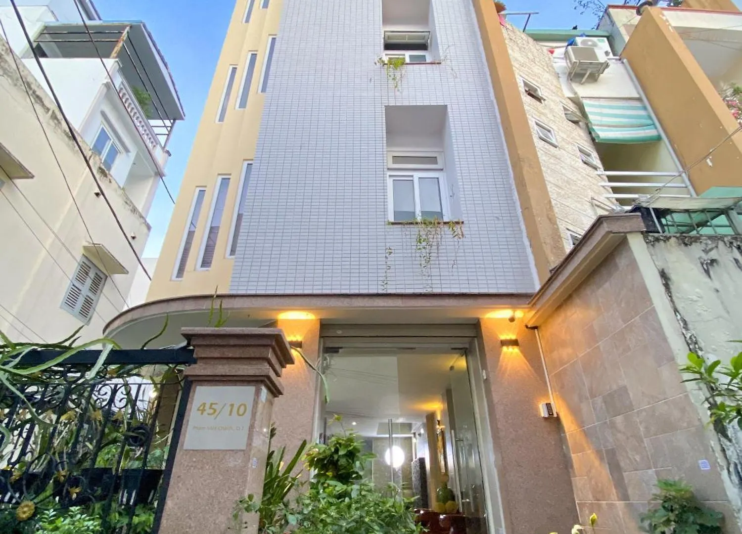 Lynhapartment District 1 Near Bui Vien Ho Chi Minh City